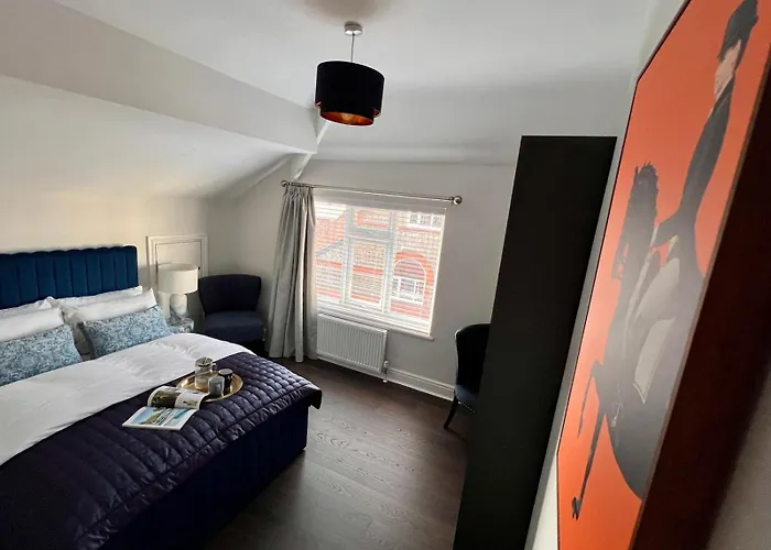 Allerton Loft - Beautiful Peaceful Apartment