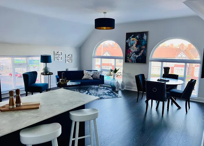 Allerton Loft - Beautiful Peaceful Apartment